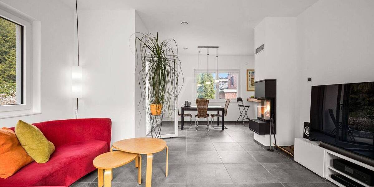 Mehrfamilienhaus, Wohnhaus Ahrensburg - 6 Zimmer, 196 m&sup2;, 1.295.000&euro; | Angebot:26276732