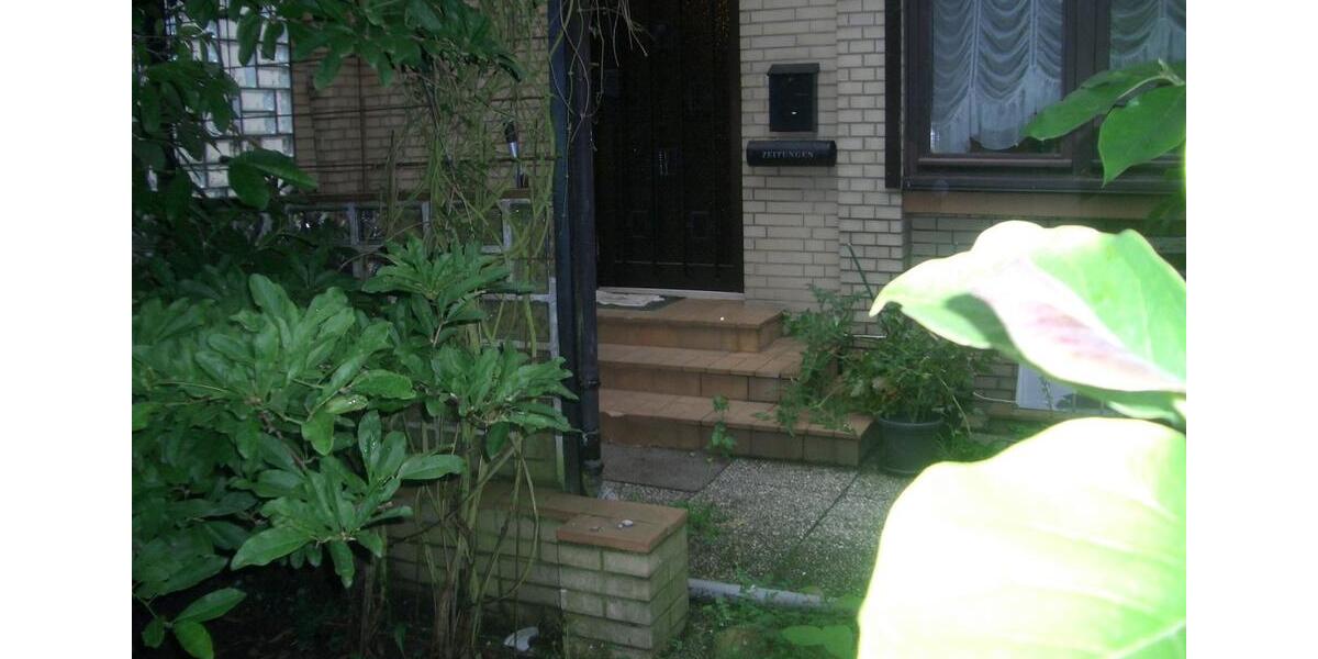 Mehrfamilienhaus, Wohnhaus Hamburg Altona - 12 Zimmer, 180 m&sup2;, 760.000&euro; | Angebot:22607741