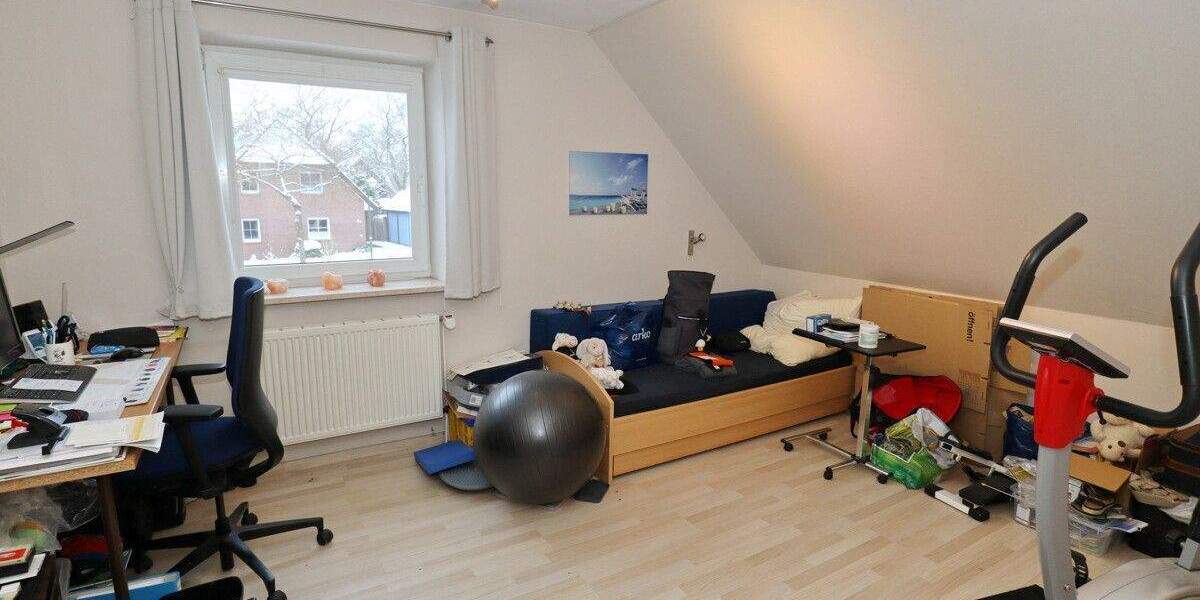 Doppelhaushälfte Bad Bramstedt - 4 Zimmer, 113 m&sup2;, 369.000&euro; | Angebot:25801706