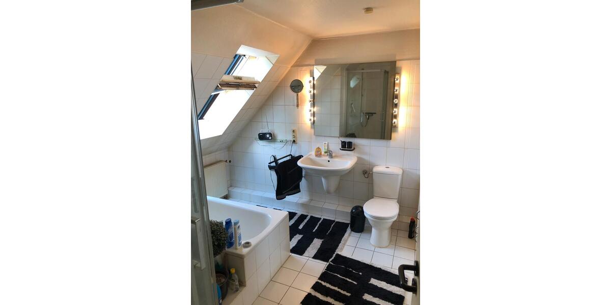 Doppelhaushälfte Hamburg Wandsbek - 5 Zimmer, 130 m&sup2;, 720.000&euro; | Angebot:25125484