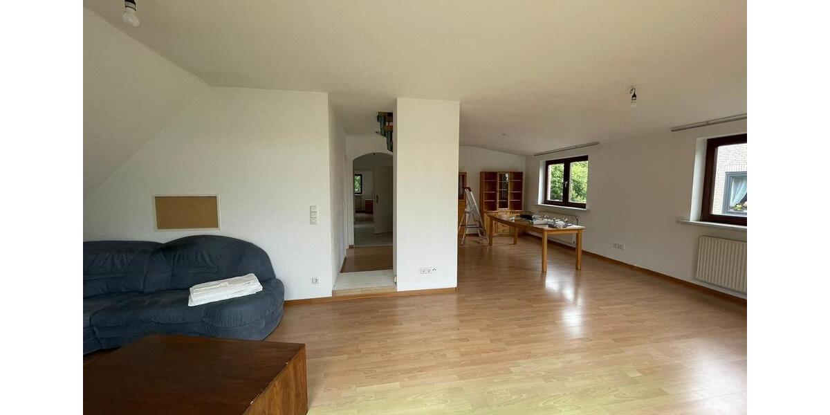Dachgeschoßwohnung Hamburg Eppendorf - 4 Zimmer, 103 m&sup2;, 1.850&euro; | Angebot:25176633