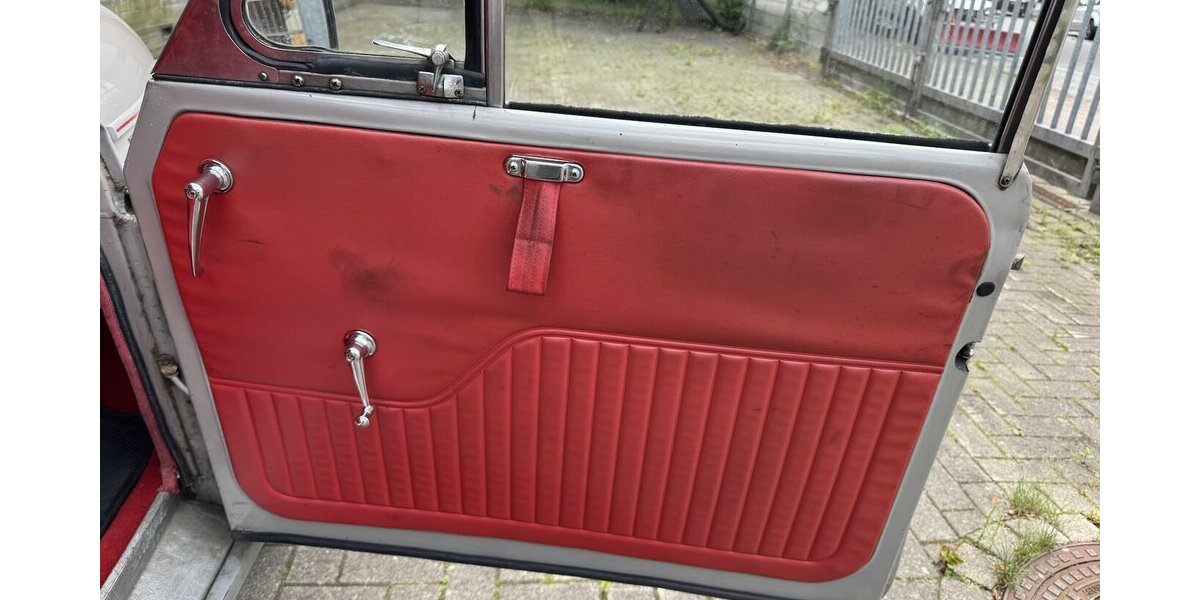 Austin Rover Morris Minor1000 27.669 km 9.999 &euro; Hamburg 22339