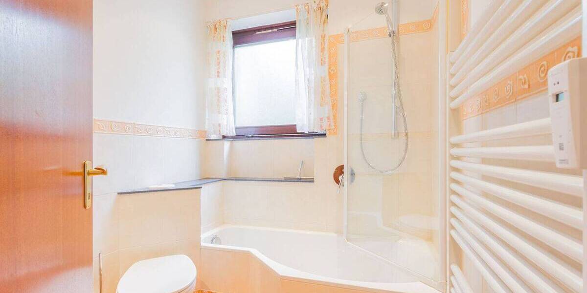 Etagenwohnung Hamburg Poppenbüttel - 5 Zimmer, 145 m&sup2;, 495.000&euro; | Angebot:25698610