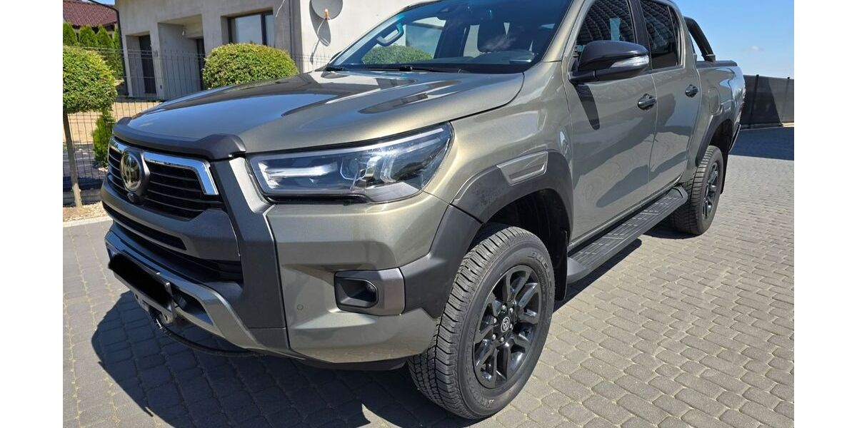 Toyota Hilux 123.000 km 36.900 &euro; Hamburg 20535