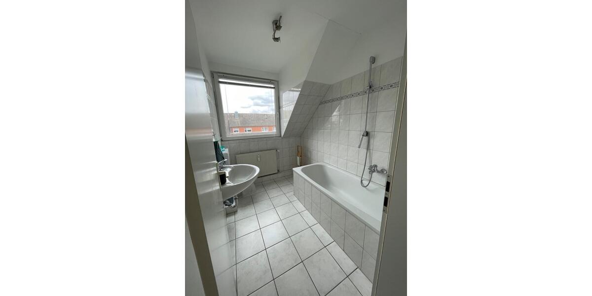 Dachgeschoßwohnung Norderstedt Garstedt - 2 Zimmer, 49 m&sup2;, 249.990&euro; | Angebot:24109388