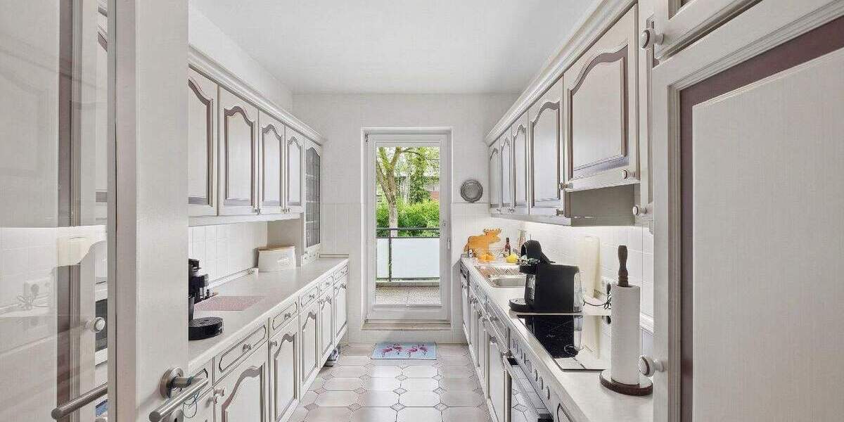 Etagenwohnung Hamburg Marienthal - 2 Zimmer, 83 m&sup2;, 349.000&euro; | Angebot:25687367