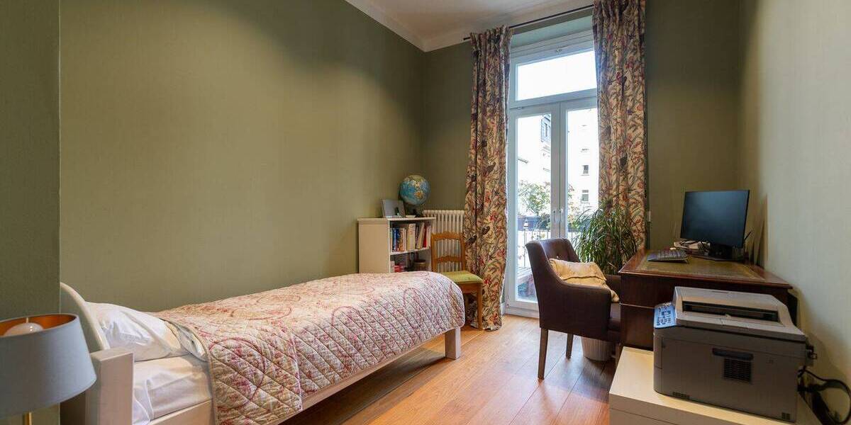Etagenwohnung Hamburg St. Georg - 5 Zimmer, 151 m&sup2;, 4.250&euro; | Angebot:26797849