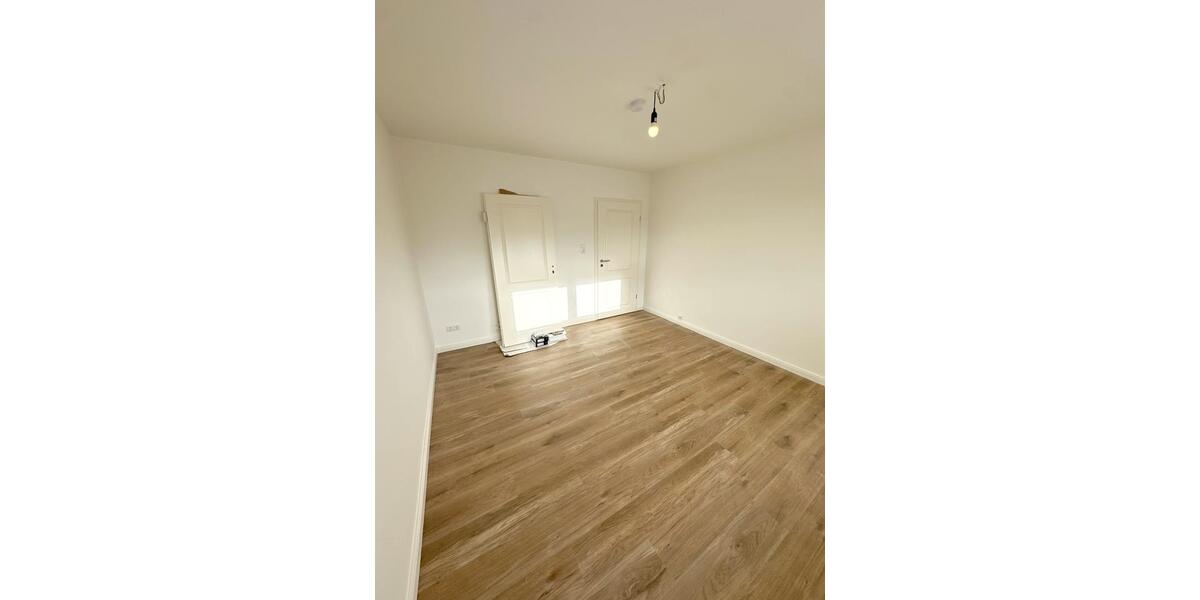 Erdgeschoßwohnung Ammersbek - 3 Zimmer, 100 m&sup2;, 1.550&euro; | Angebot:25513160