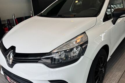Renault Clio 42.000 km 8.900 &euro; Hamburg 22547