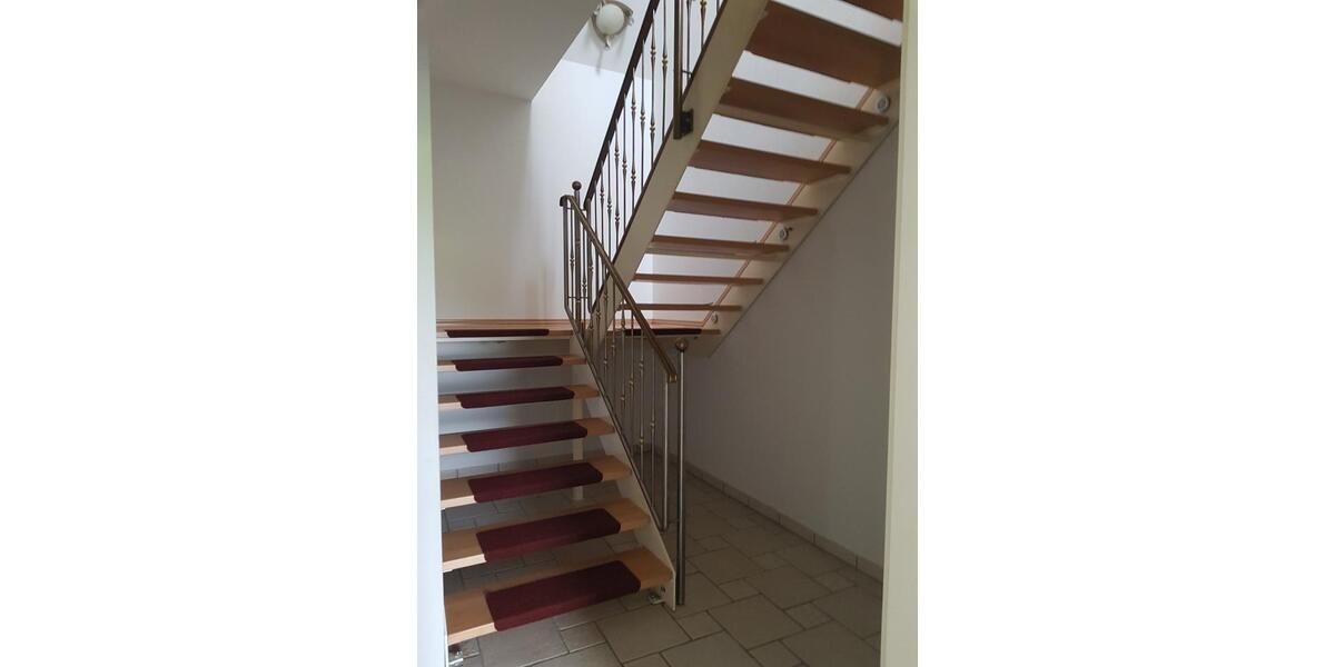 Etagenwohnung Haseldorf - 2 Zimmer, 80 m&sup2;, 800&euro; | Angebot:25258690