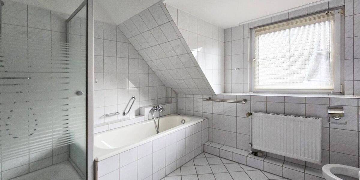 Doppelhaushälfte Hamburg Rahlstedt - 3 Zimmer, 110 m&sup2;, 1.639&euro; | Angebot:25969677