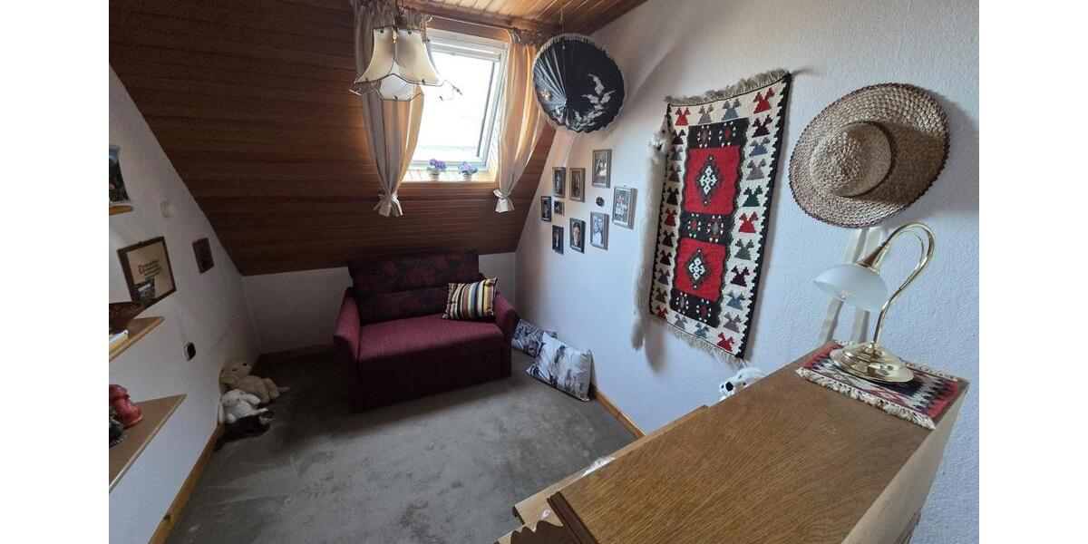 Einfamilienhaus Hamburg Wandsbek - 6.5 Zimmer, 152 m&sup2;, 600.000&euro; | Angebot:26050471