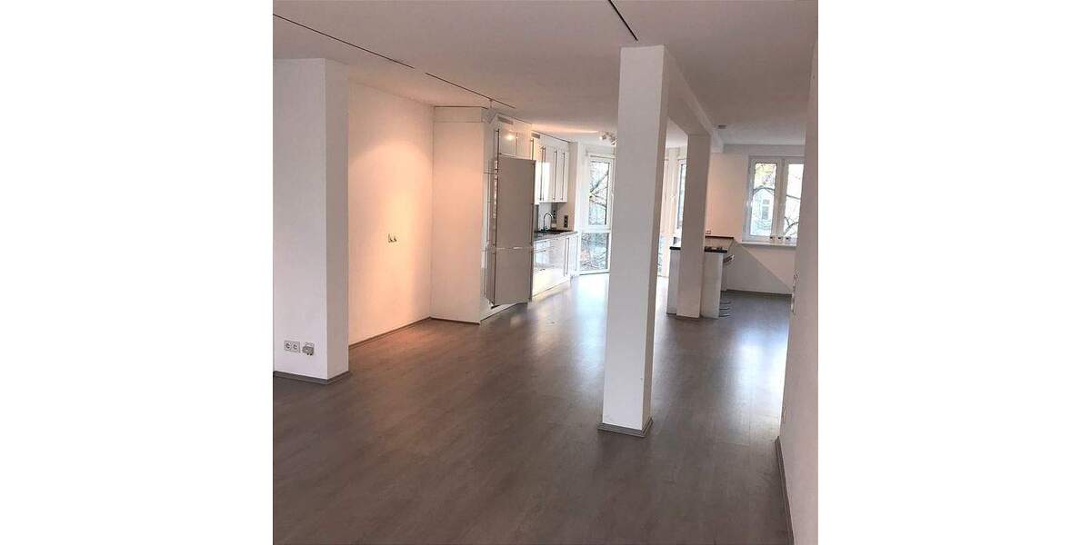Etagenwohnung Hamburg Uhlenhorst - 3 Zimmer, 121 m&sup2;, 2.600&euro; | Angebot:25778932