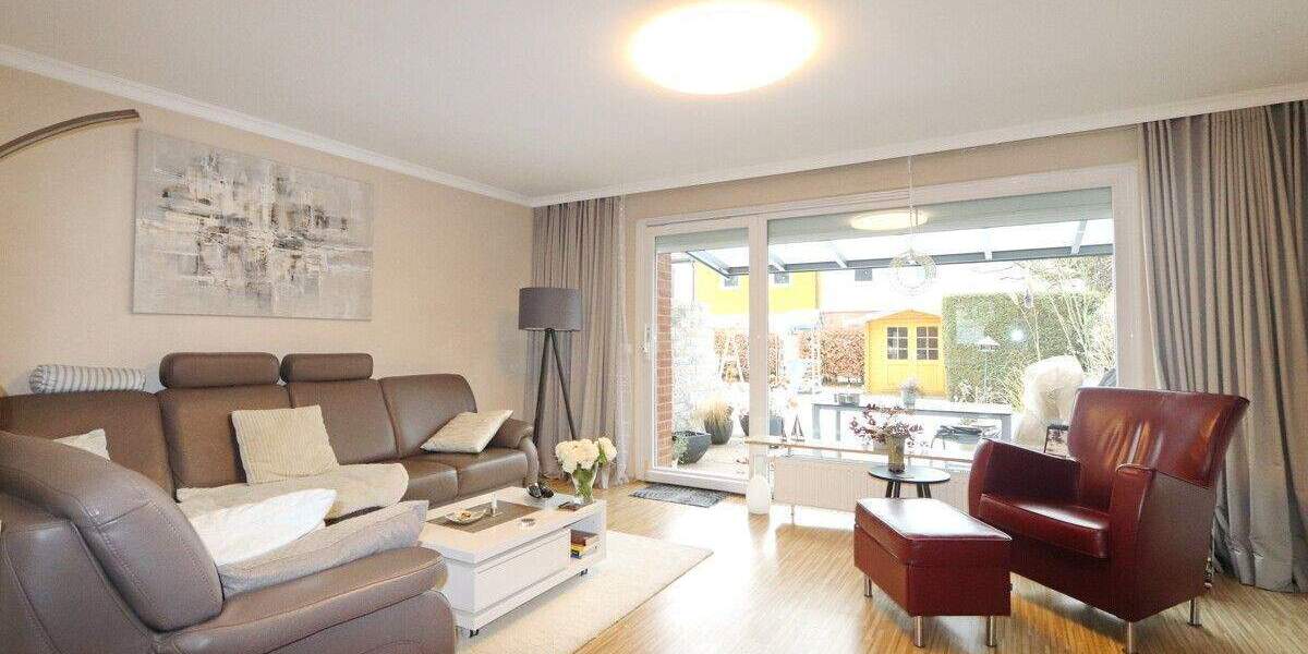 Reihenmittelhaus Hamburg Bramfeld - 4 Zimmer, 90 m&sup2;, 475.000&euro; | Angebot:25743541