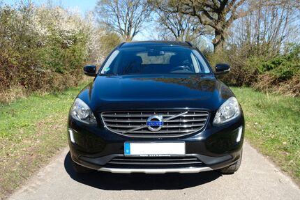 Volvo XC60 108.000 km 11.900 &euro; Bargteheide 22941