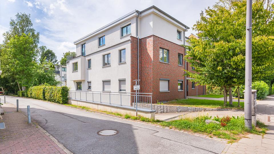 Etagenwohnung Hamburg Groß Borstel - 2 Zimmer, 84 m&sup2;, 1.179&euro; | Angebot:25718735