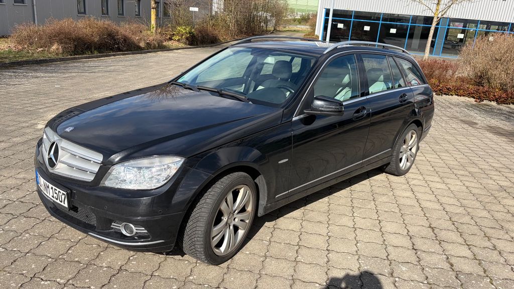 Mercedes-Benz C 220 129.500 km 9.450 &euro; Ahrensburg 22926