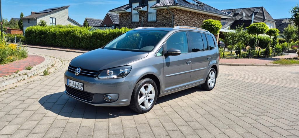 VW Touran 138.000 km 12.390 &euro; Hamburg 22297