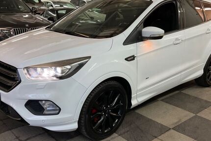 Ford Kuga 110.238 km 15.750 &euro; Hamburg 22087