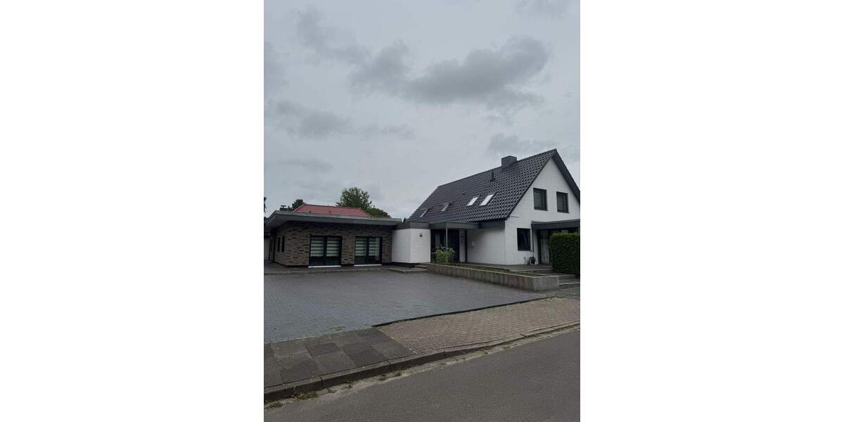 Mehrfamilienhaus, Wohnhaus Elmshorn Hainholz - 9 Zimmer, 215 m&sup2;, 780.000&euro; | Angebot:25775876