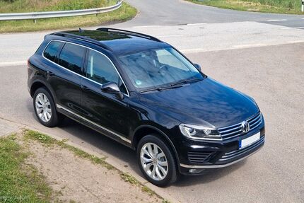 VW Touareg 167.000 km 19.900 &euro; Hamburg 22303