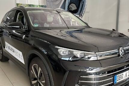 VW Tiguan 24.000 km 42.980 &euro; Hamburg 22047