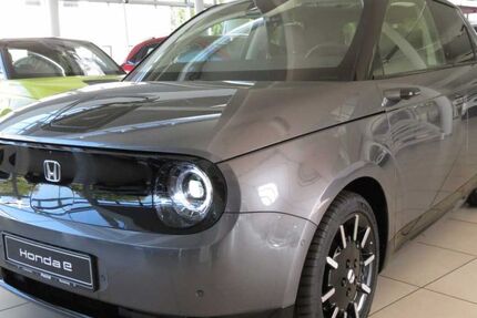 Honda e 45.365 km 15.980 &euro; Hamburg 22525