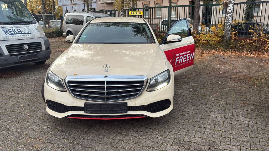 Mercedes-Benz E 200 433.700 km 8.211 &euro; Reinbek 21465