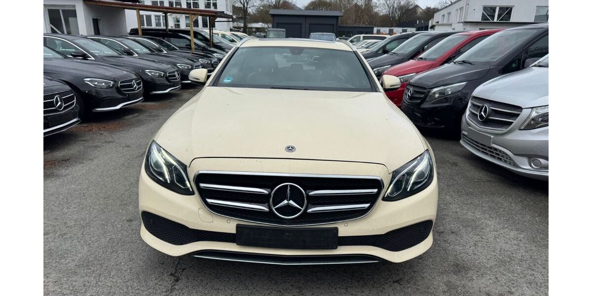 Mercedes-Benz E 200 480.000 km 7.450 &euro; hamburg 20537