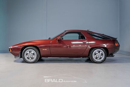 Porsche 928 84.850 km 36.928 &euro; Hamburg 22339