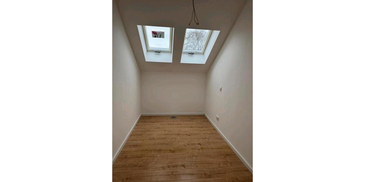 Etagenwohnung Hamburg Alsterdorf - 3 Zimmer, 80 m&sup2;, 1.400&euro; | Angebot:25977874