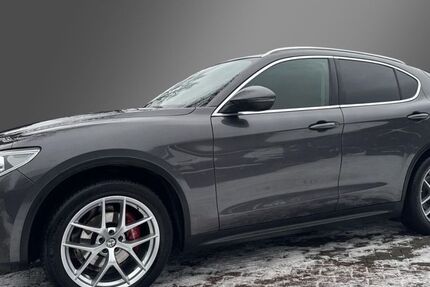 Alfa Romeo Stelvio 72.150 km 24.990 &euro; Hamburg 22391