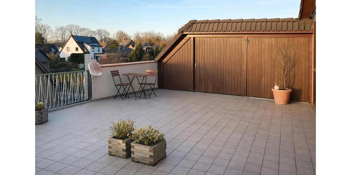 Etagenwohnung Pinneberg - 3 Zimmer, 120 m&sup2;, 1.540&euro; | Angebot:25960011