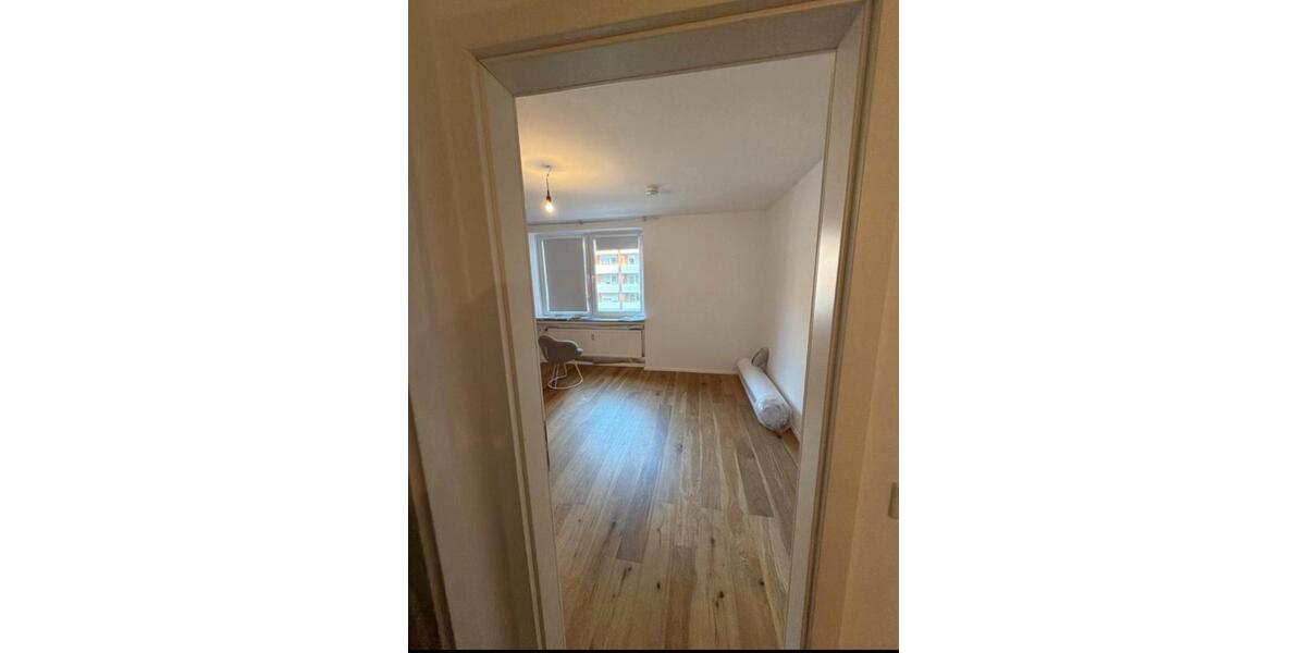 Etagenwohnung Wedel - 2 Zimmer, 68 m&sup2;, 1.350&euro; | Angebot:25452958