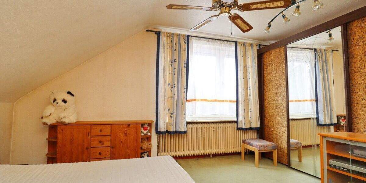 Mehrfamilienhaus, Wohnhaus Sievershütten - 7 Zimmer, 179 m&sup2;, 329.000&euro; | Angebot:25700599