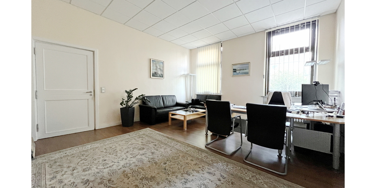 Ein Stück Elmshorner Geschichte - Hochwertig saniert und vielseitig nutzbar - Mehrfamilienhaus, Wohnhaus Elmshorn | Angebot:25365925