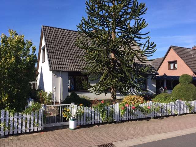 Einfamilienhaus Pinneberg - 4 Zimmer, 124 m&sup2;, 500.000&euro; | Angebot:24699327