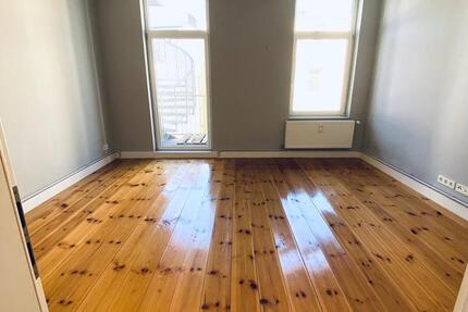 Wohnung Hamburg Altstadt - 2 Zimmer, 75 m&sup2;, 1.850&euro; | Angebot:25924424