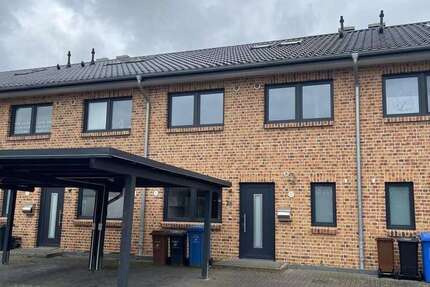 Haus Lentföhrden - 4 Zimmer, 155 m&sup2;, 1.500&euro; | Angebot:27350398