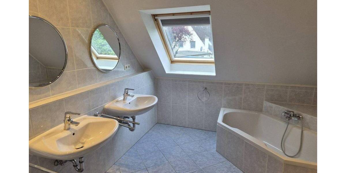 Einfamilienhaus Elmshorn Klostersande - 3 Zimmer, 106 m&sup2;, 1.590&euro; | Angebot:26791182