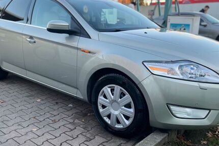 Ford Mondeo 218.000 km 4.700 &euro; Hamburg 22081