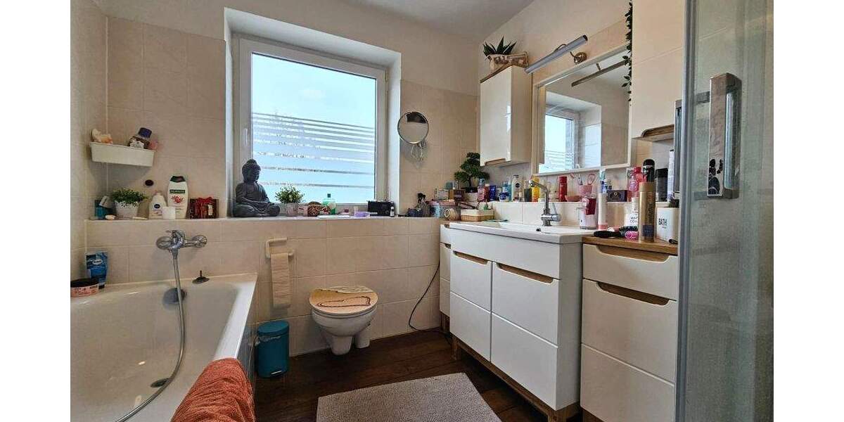 Mehrfamilienhaus, Wohnhaus Hamburg-Duvenstedt Duvenstedt - 6 Zimmer, 131 m&sup2;, 595.000&euro; | Angebot:25927569