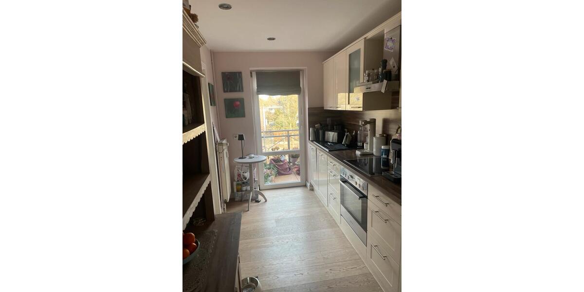 Dachgeschoßwohnung Hamburg Wandsbek - 3 Zimmer, 65 m&sup2;, 1.500&euro; | Angebot:25880747