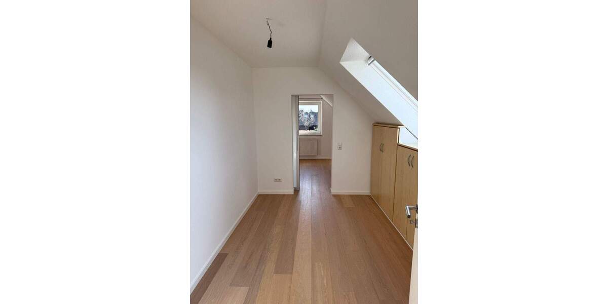 Einfamilienhaus Bönningstedt - 6 Zimmer, 135 m&sup2;, 2.600&euro; | Angebot:25818952