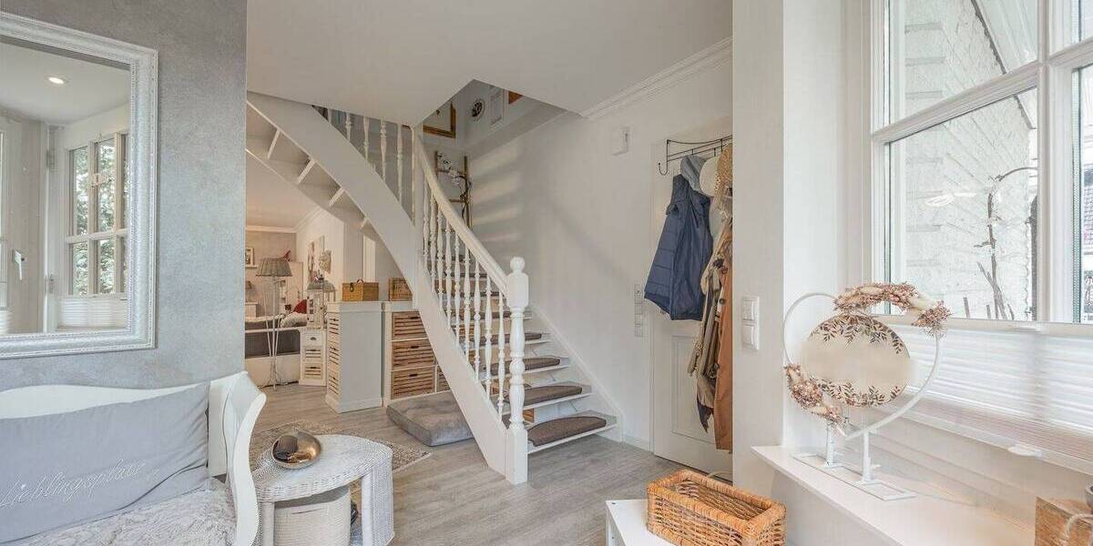 Einfamilienhaus Norderstedt Glashütte - 8 Zimmer, 287 m&sup2;, 1.390.000&euro; | Angebot:25779494