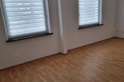 Haus Norderstedt Garstedt - 5 Zimmer, 120 m&sup2;, 1.850&euro; | Angebot:24750058