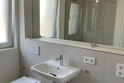 Wohnung Reinbek - 2 Zimmer, 82 m&sup2;, 1.200&euro; | Angebot:25804841