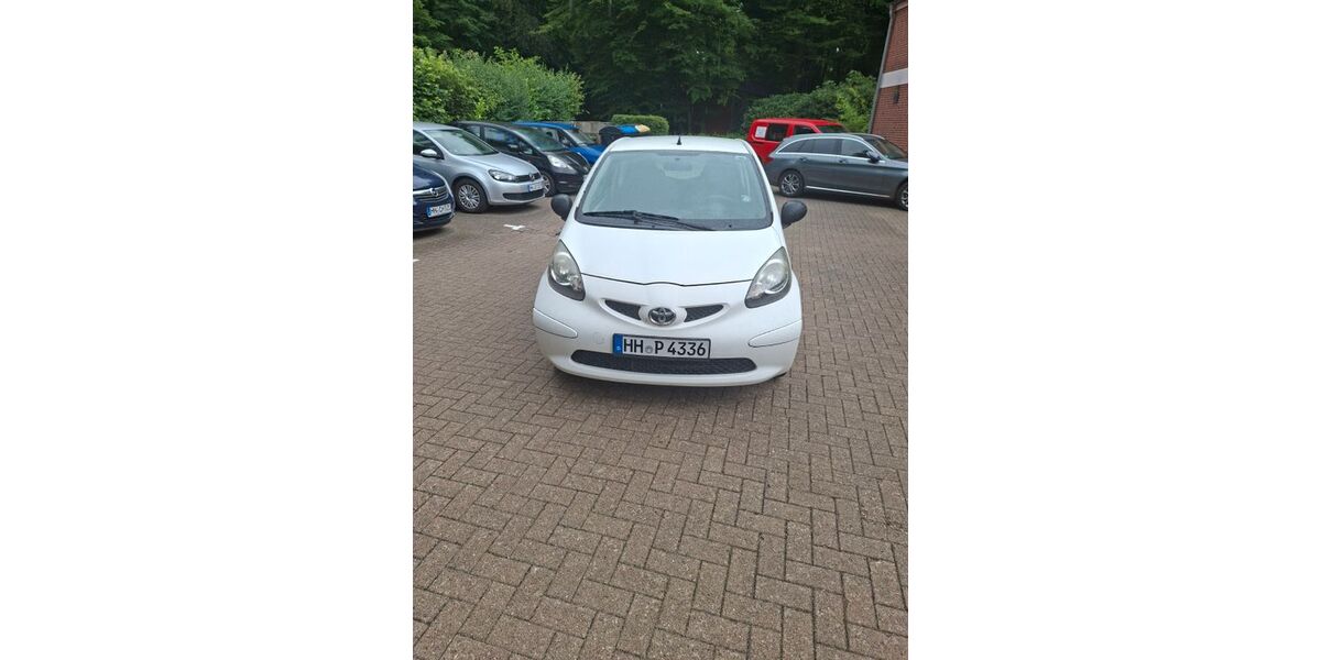 Toyota Aygo (X) 145.400 km 999 &euro; Hamburg 22769