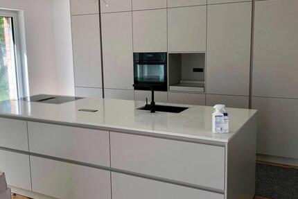 Haus Bönningstedt - 5 Zimmer, 170 m&sup2;, 2.845&euro; | Angebot:27636068