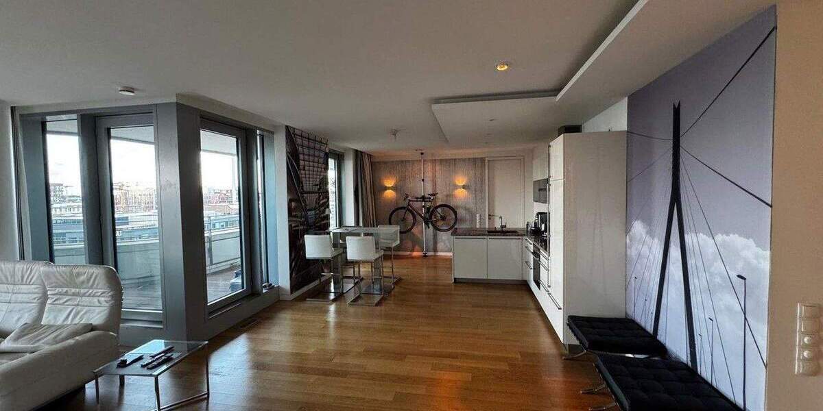 Etagenwohnung Hamburg HafenCity - 2 Zimmer, 133 m&sup2;, 2.500&euro; | Angebot:25693978